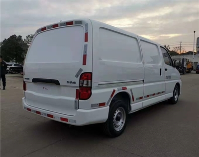 樂(lè)山市牛奶保鮮冷藏車(chē)現(xiàn)車(chē)充足，專業(yè)廂體制造保障品質(zhì)運(yùn)輸
