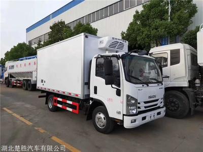 匠心打造高效冷鏈 4米2慶鈴五十鈴KV100國(guó)六冷鏈車(chē)與白條肉專用冷藏車(chē)廂體制造解析